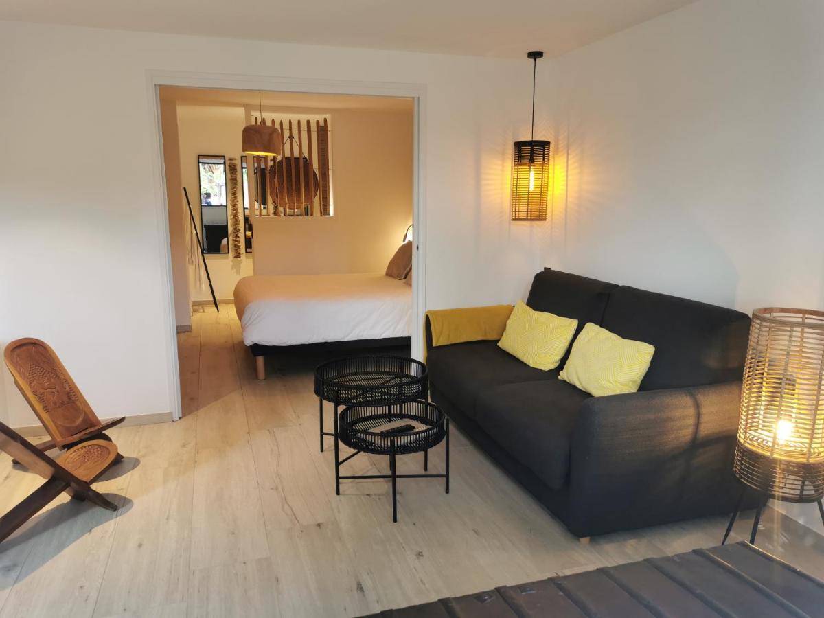 Casa Louise Suites And Spas Privatifs Сент-Максім Екстер'єр фото